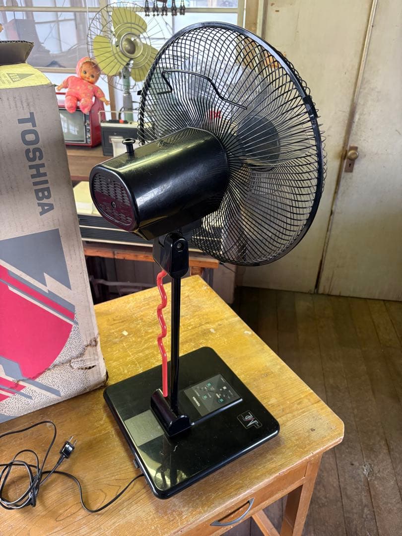 昭和レトロ レトロ扇風機 扇風機 風のイマージュ TOSHIBA 本田美奈子