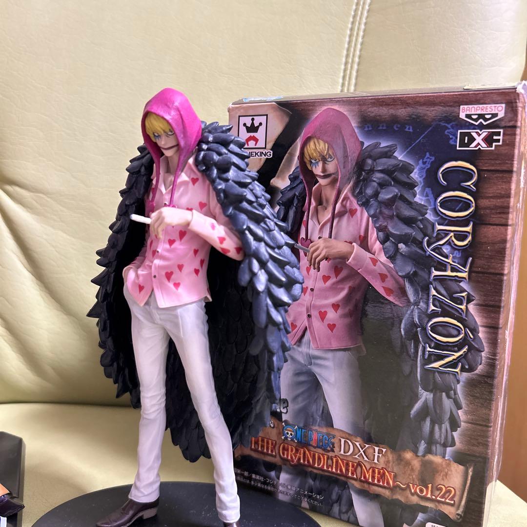 ワンピース ドフラミンゴ　コラソン　フィギュア　フィギュアーツzero
