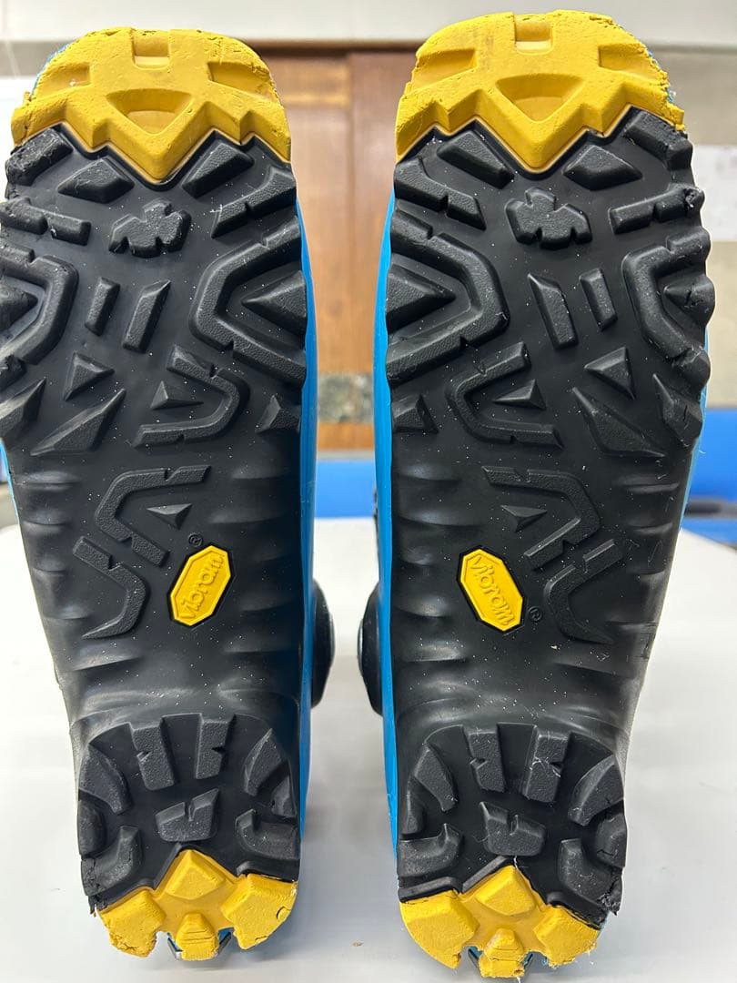 LA SPORTIVA SPARKLE バックカントリー用スキーブーツ - メルカリ