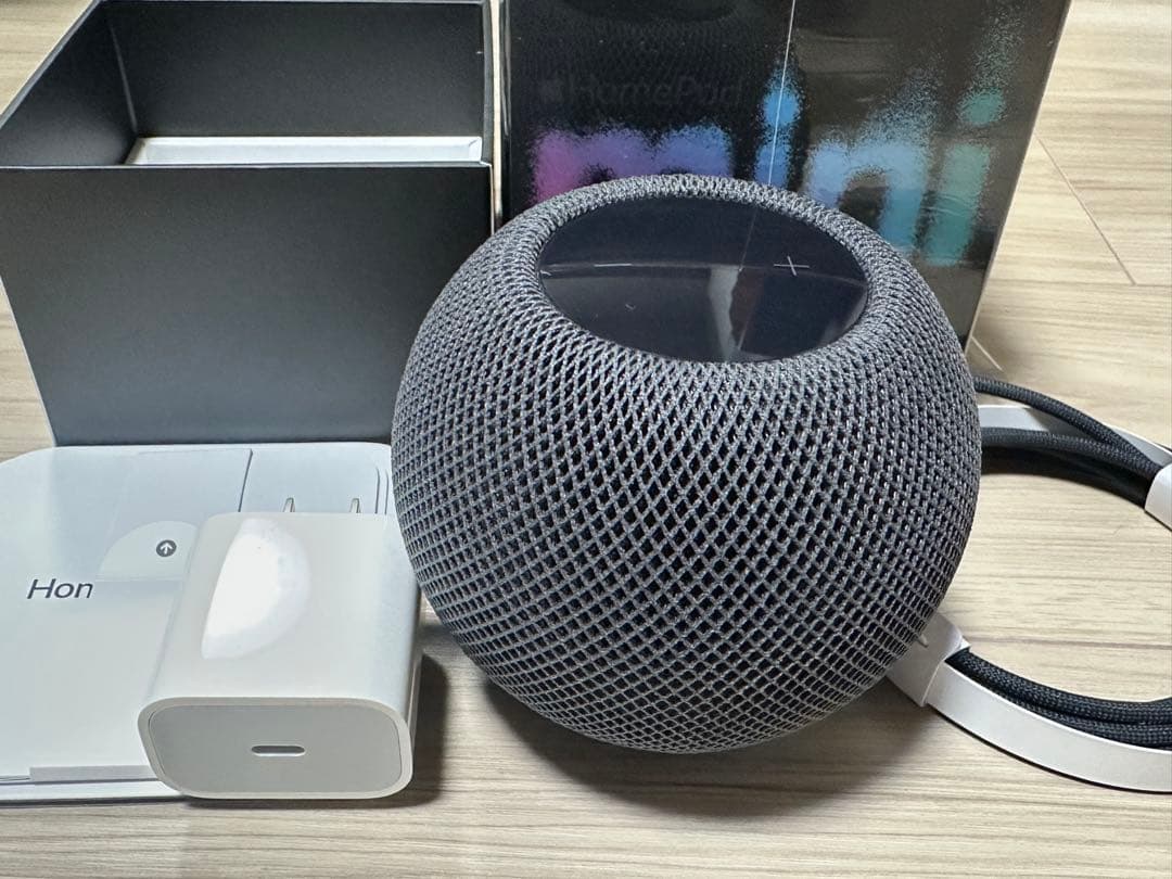 Apple  pod mini スペースグレイ Apple launches a black HomePod Mini | The Verge
