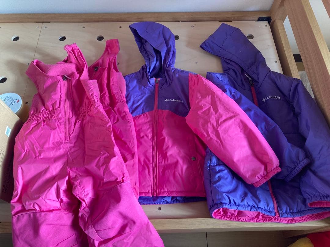 s*u様 Columbia 子ども用スキーウェア リバーシブルピンクと紫 Columbia（コロンビア） スノーウェア キッズ 100 子供 つなぎ ベビー