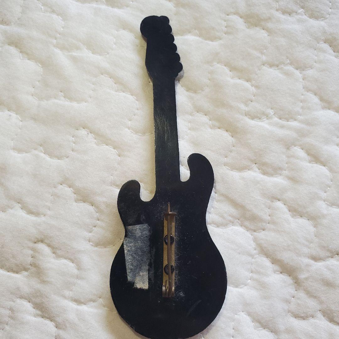 Beatles グッズまとめ売り ビートルズ チャーム キーホルダー ピンバッジ