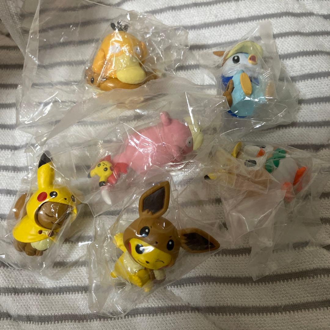 ポケモンセンター ガチャ ピカチュウ イーブイ FAN OF PIKACHU - メルカリ