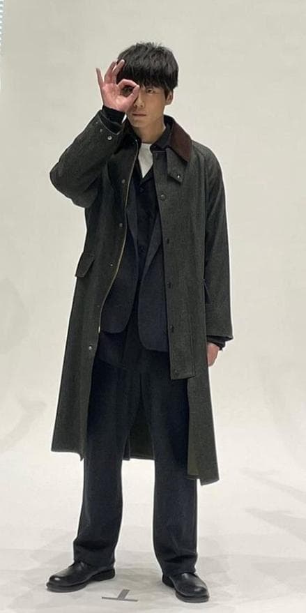 坂口健太郎着用 Barbour OS BURGHLEY MALLALIEUS - メルカリ