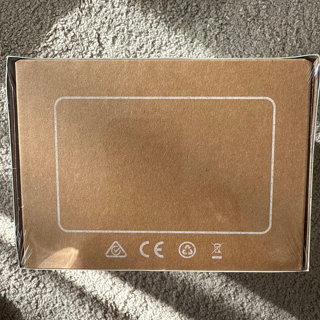 Eilik アイリック　デスクトップロボット