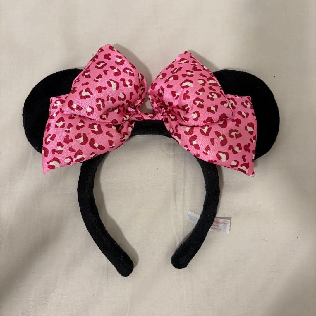 ディズニー ミニーカチューシャ ヒョウ柄 ピンク - メルカリ