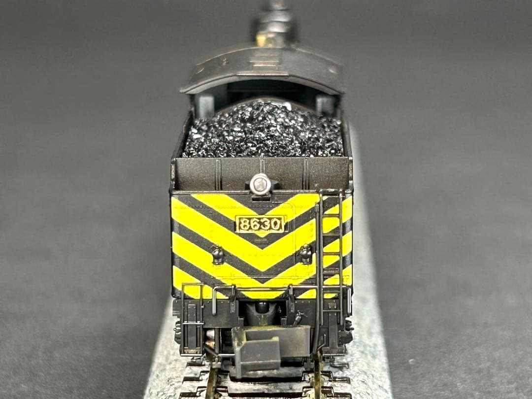 8630 号機 KATO 京都駅店特製品　ゼブラ塗装　弘前機関区