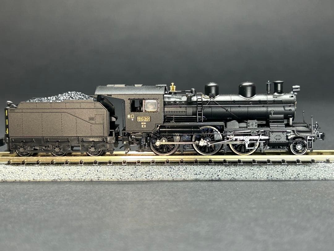 8630 号機 KATO 京都駅店特製品　ゼブラ塗装　弘前機関区
