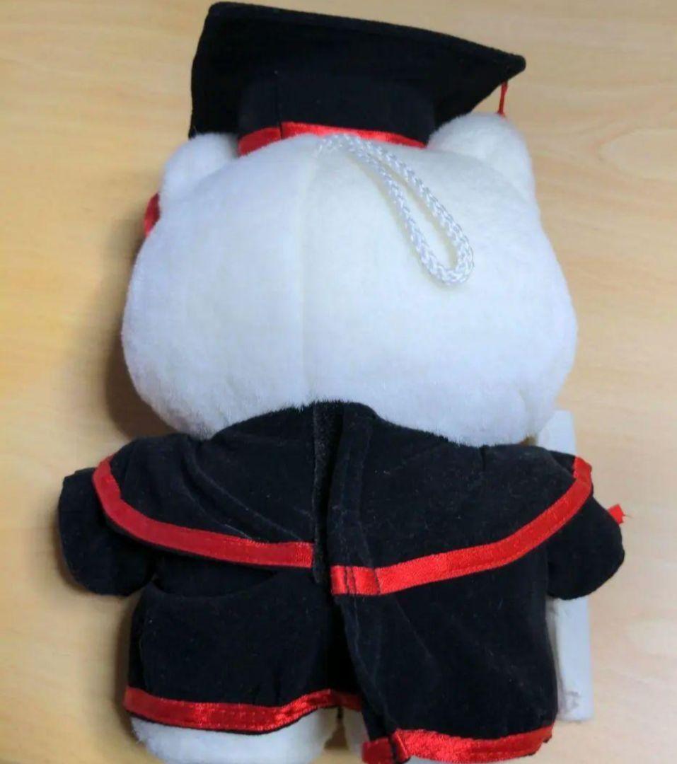 ハローキティ 卒業式ぬいぐるみ アカデミックガウン＆角帽 - メルカリ
