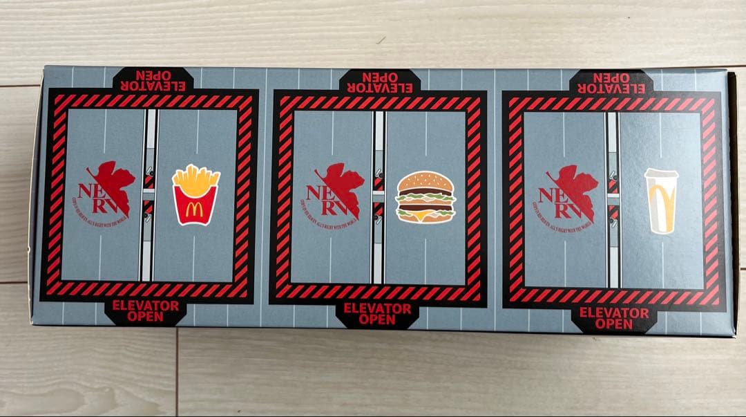 新品未開封　マクドナルド　エヴァンゲリオン フィギュア コラボ 限定