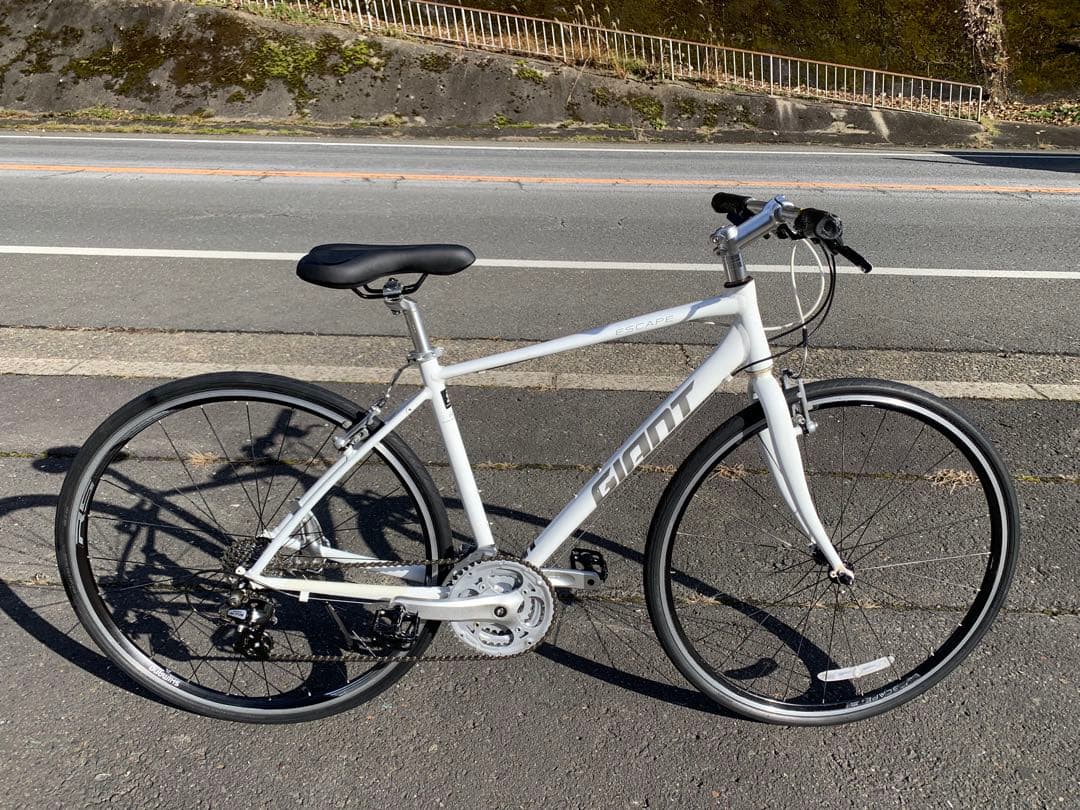 【即乘】送料無料GIANTクロスバイクESCAPE R3S SHIMANO24速 26_Escape_R3_Matt_Black.jpg