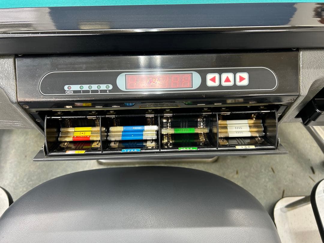 麻雀卓 電子点数表示付き 麻雀牌セット付属