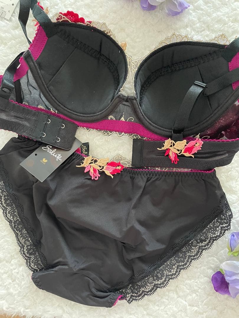 サルート D65/M 53G BL シャガール ⭐︎ - メルカリ