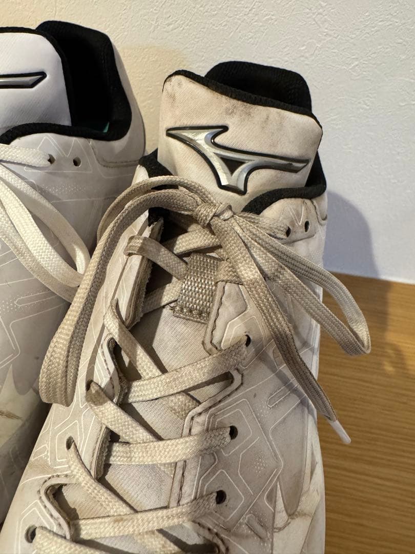 甲子園球場でのみ使用！！MIZUNOミズノ ライトレボバディー2 26.5cm