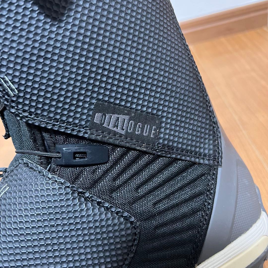 【即日発送】スノボSALOMON DIALOGUE WIDE 25.5cm