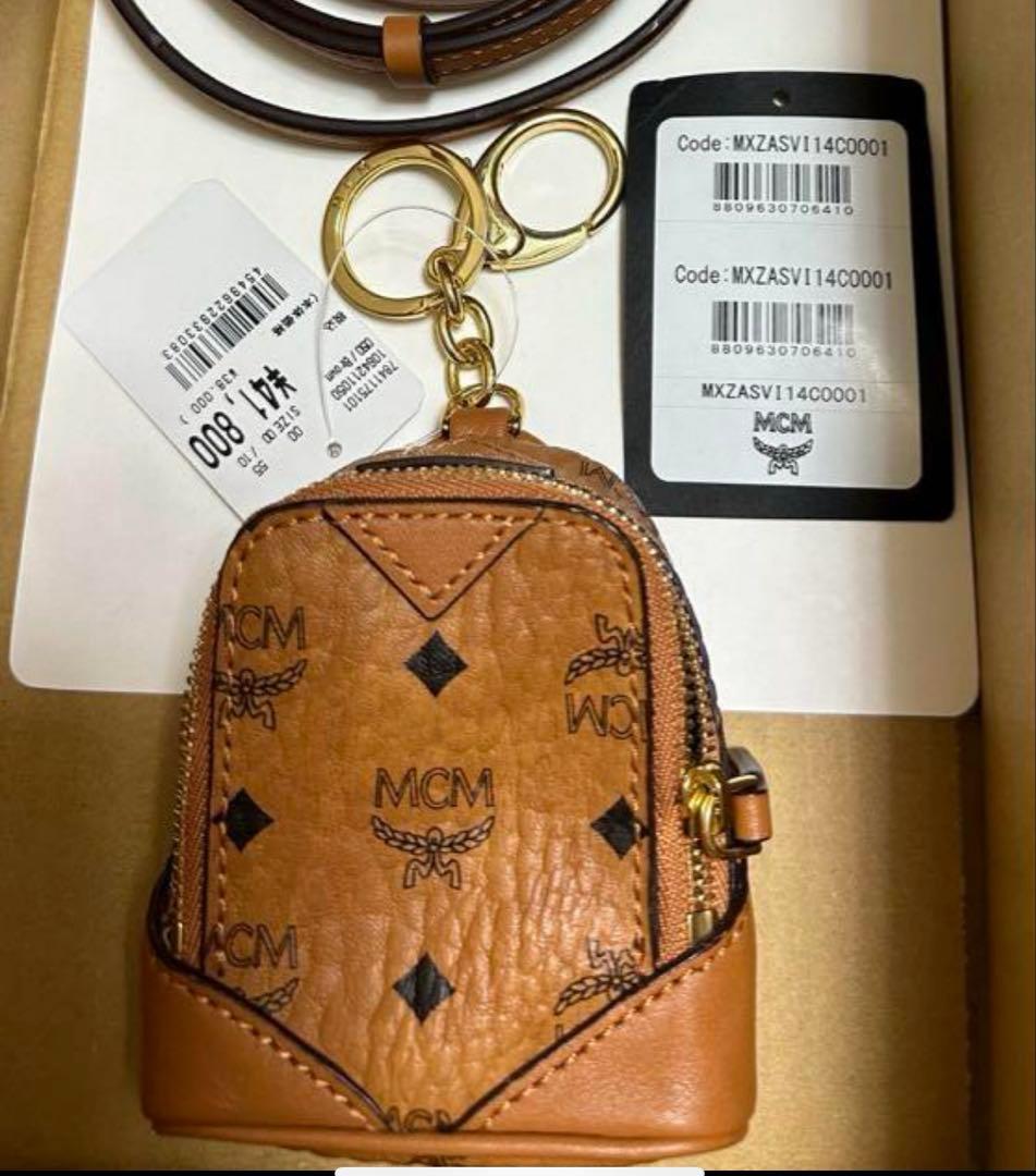 新品未使用　MCM エアポッズチャーム MCM | メンズ チャーム | MCM® JP