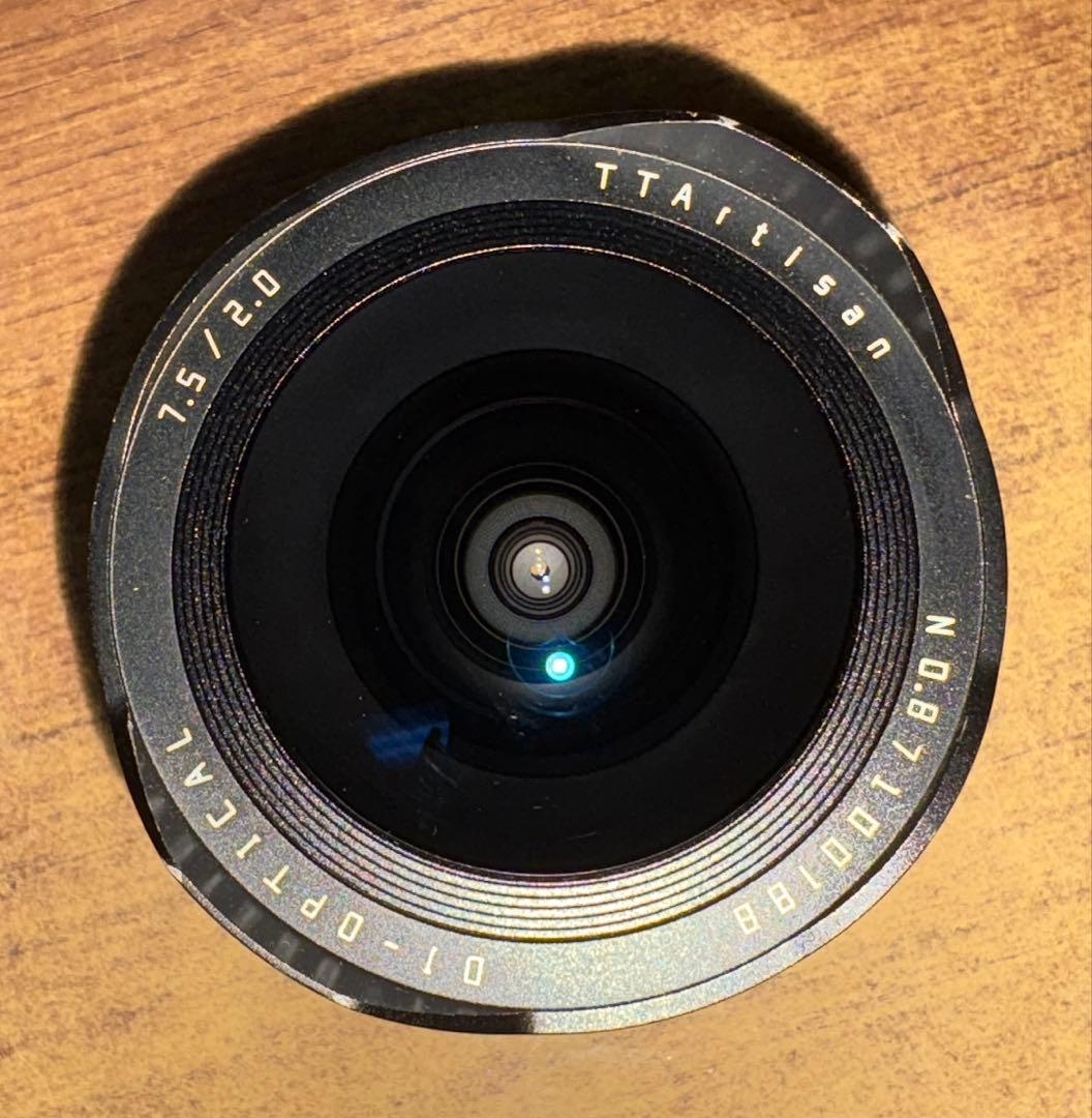 TTArtisan 7.5mm f/2.0 単焦点レンズ