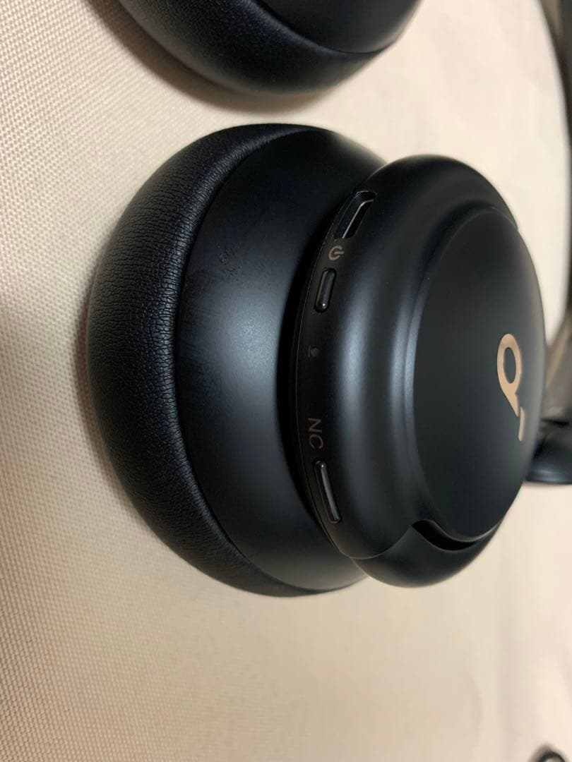 《美品_ヘッドホンハンガ付き》Anker Soundcore Life Q30