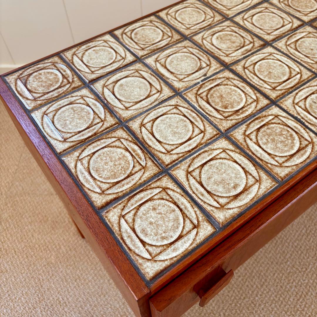 デンマーク タイルトップ ヴィンテージ スモール チェスト - メルカリ