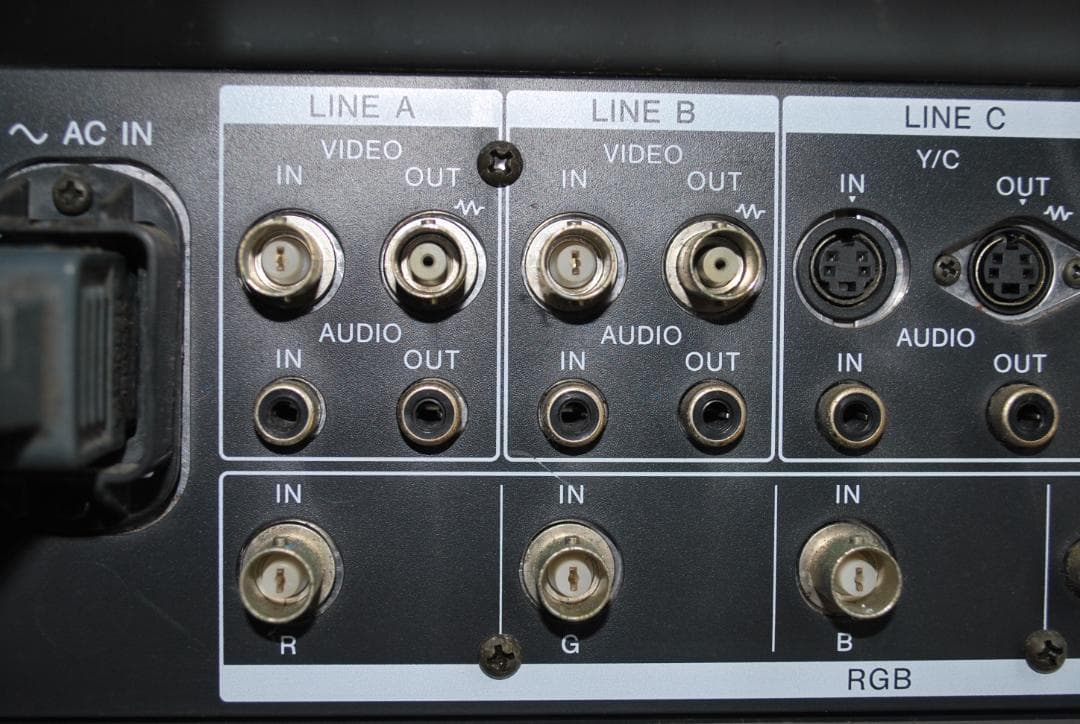 ソニー業務用カラーモニターPVM-14M1jジャンク品の出品です。 - メルカリ