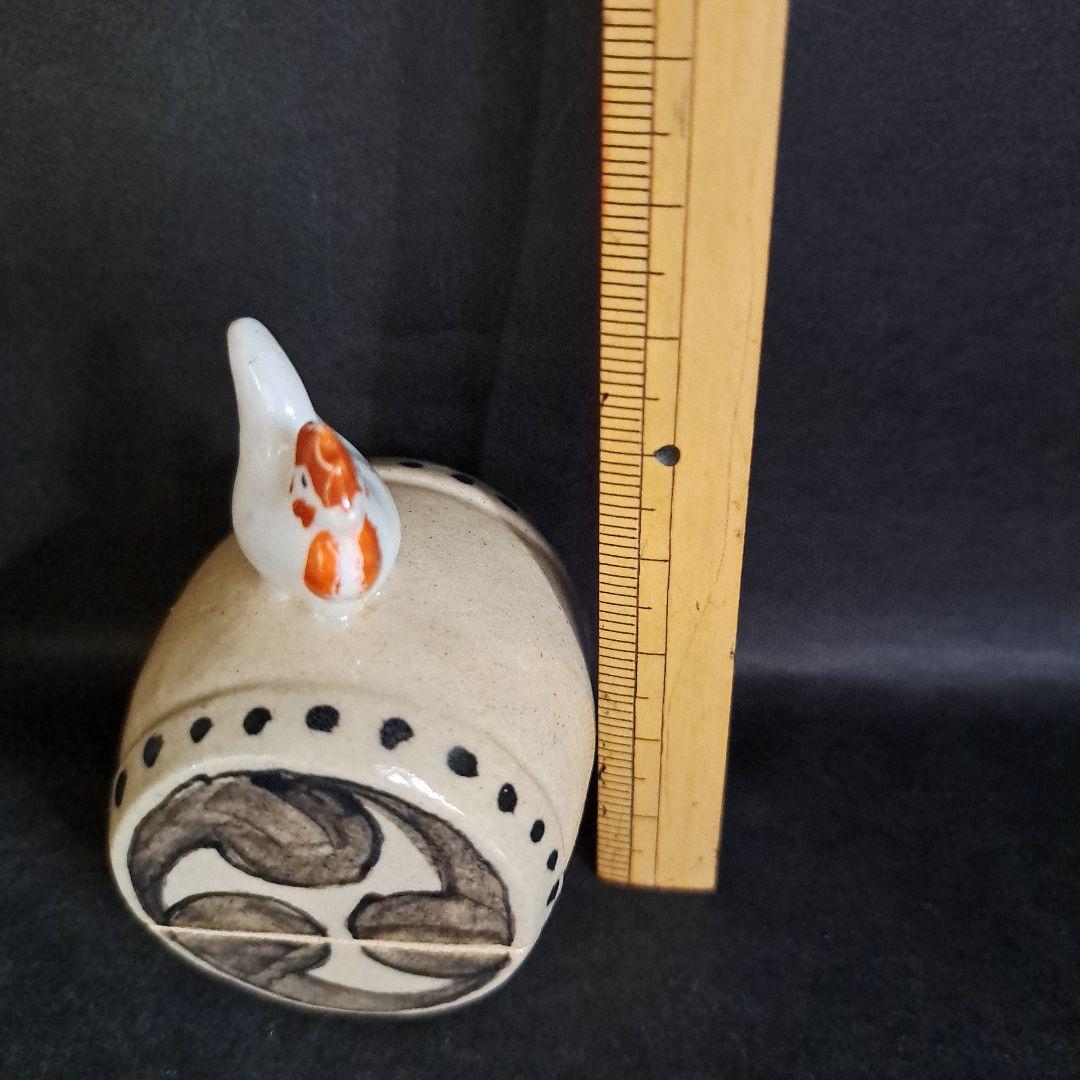 茶道具 鶏 香盆 芳崎作 松吹窯 白磁赤絵 共箱 共布 名入