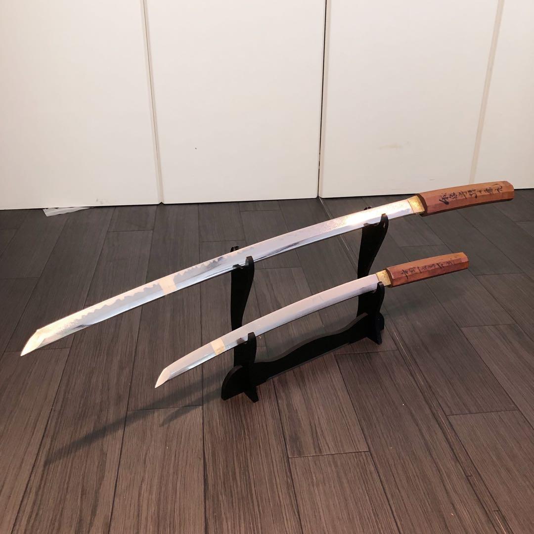 模造刀 鞘なし 白鞘 筆字 大小2本セット 太刀 脇差 - メルカリ