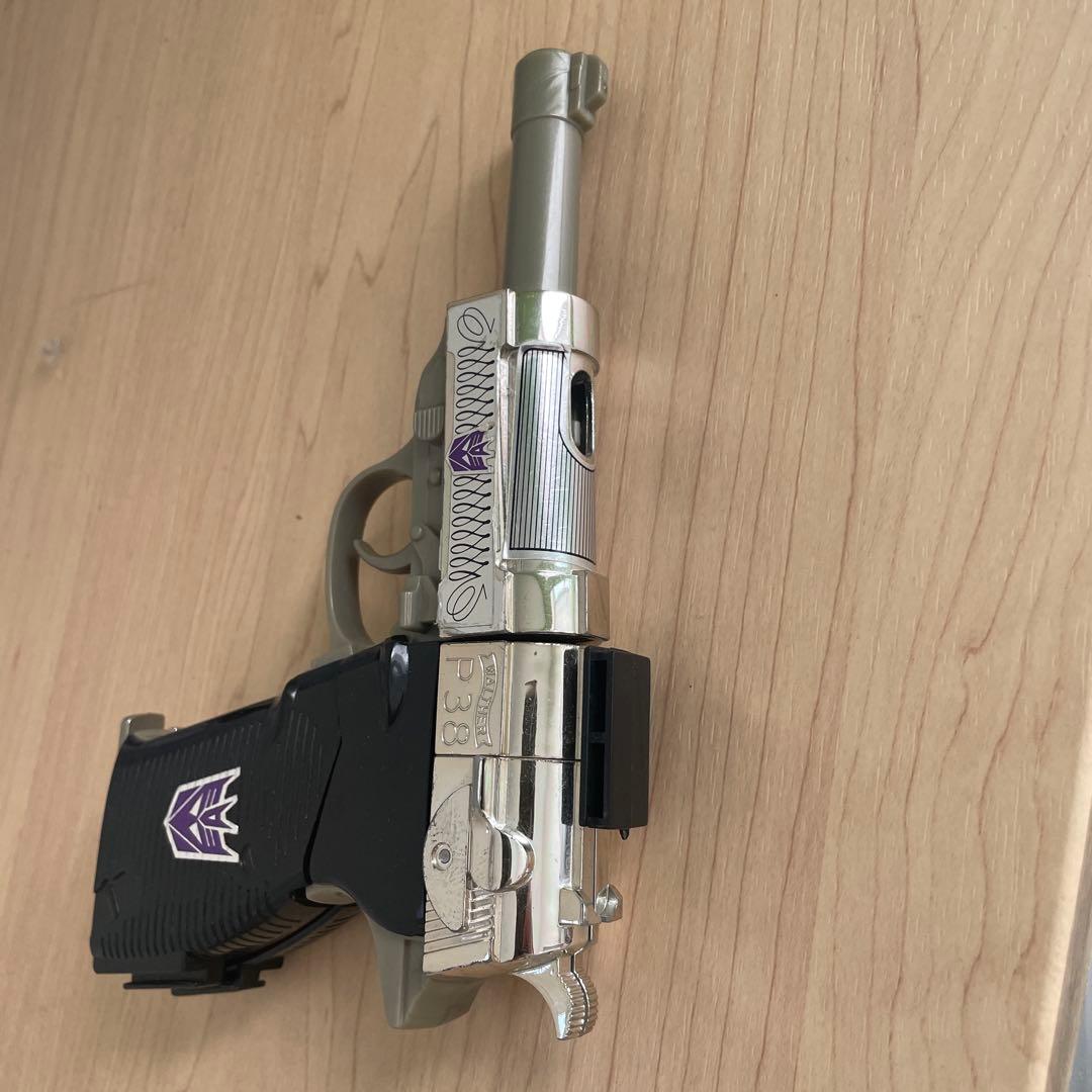 トランスフォーマー ワルサーP38