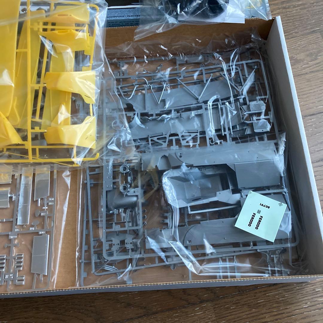 Heller 1/12 RENAULT ルノー F1 RE20/23 1980