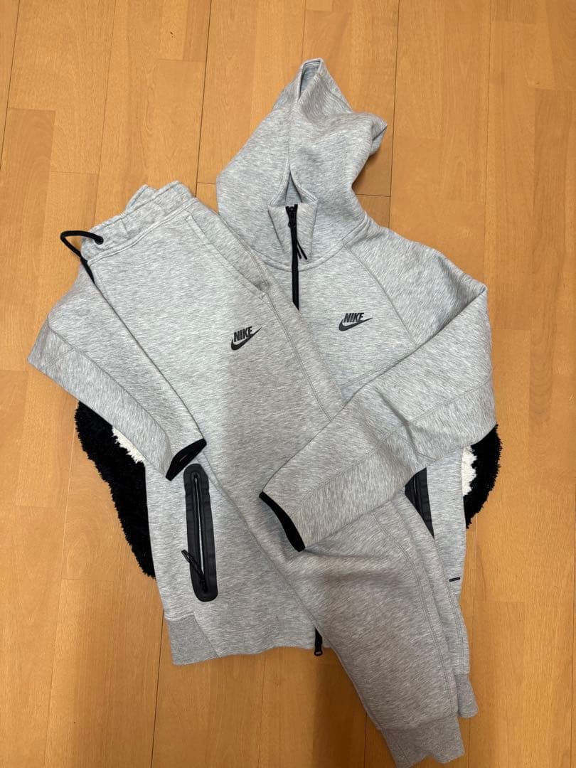 Nike テックフリース　正規品　早い者勝ち‼️ Tech Fleece 松木玖生のオフピッチ.オンラインストア (通販サイト)