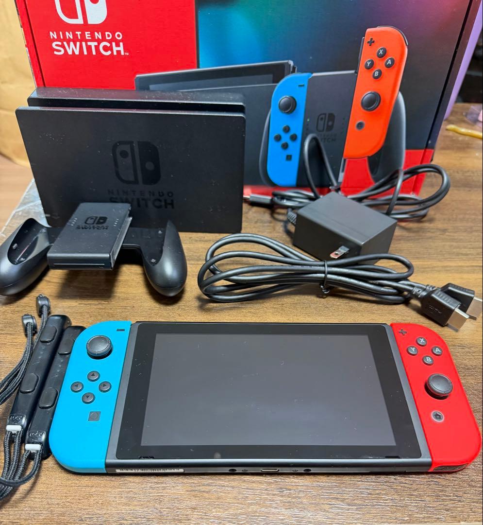 Nintendo Switch 本体 青・赤 Joy-Con マイクロSDカードの通販はau PAY