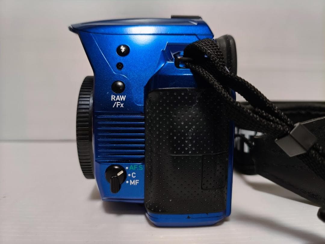 taktak様専用【黒死病対策】【内臓電池交換】PENTAX K-30 青 - メルカリ