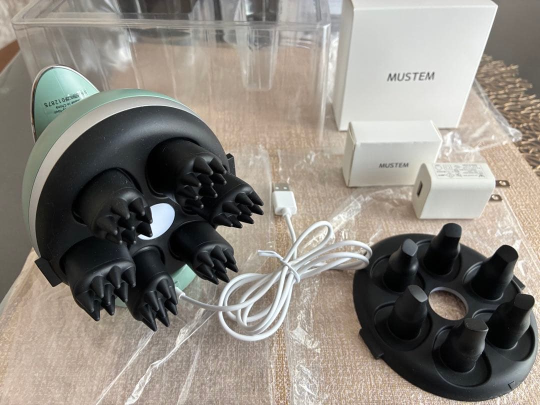 MUSTEM リラックスパ 頭皮マッサージ美容器 - メルカリ