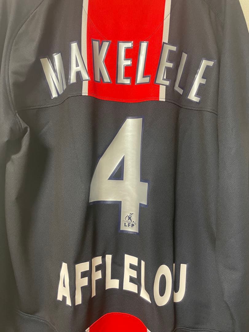 年末限定特価／正規品】パリ・サンジェルマン マケレレ 背番号4