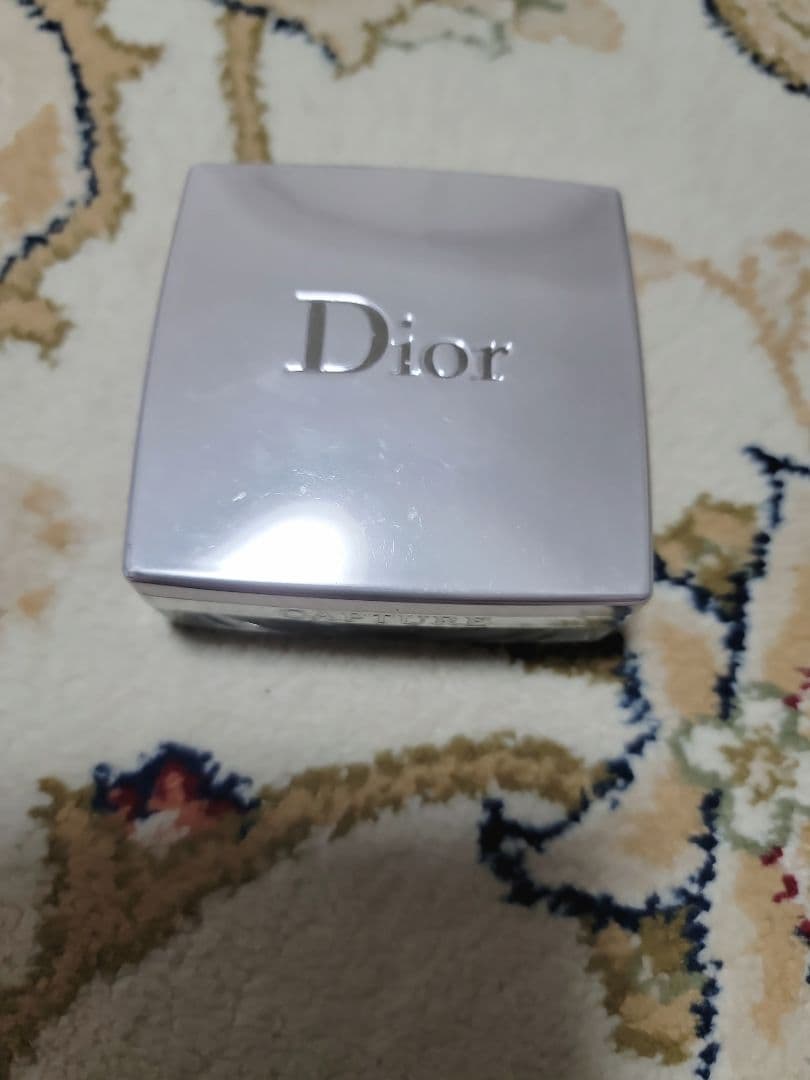 Dior CHANEL　コスメ　まとめ売りクッションファンデーション 4点 Christian Dior（クリスチャン・ディオール） ディオール ディオール
