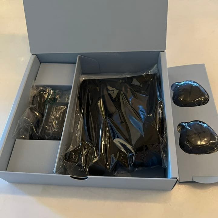 メディリフト   YA−MAN EP-14BB YA‐MAN メディリフト EP-14BB （ブラック） MediLift 美顔器 - 最安値