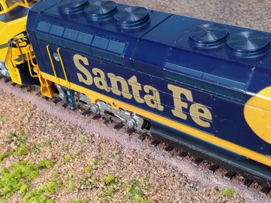 アメリカディーゼル機関車　ＡＴＳＦ Ｆ４５　(２台セット)