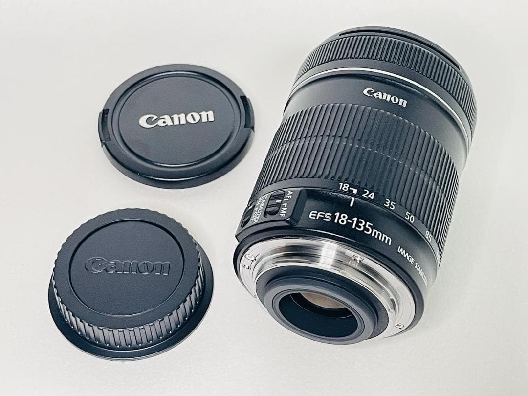 ★美品☆Canon キヤノン EF-S 18-135mm F3.5-5.6 IS