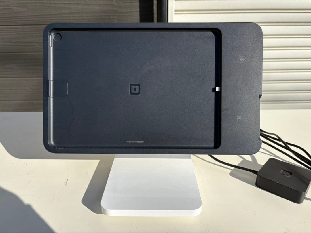 Square スタンド 第2世代 Lightning対応 A-SKU-0737 販売終了】Square スタンド (第2世代、Lightning対応) A-SKU-0737