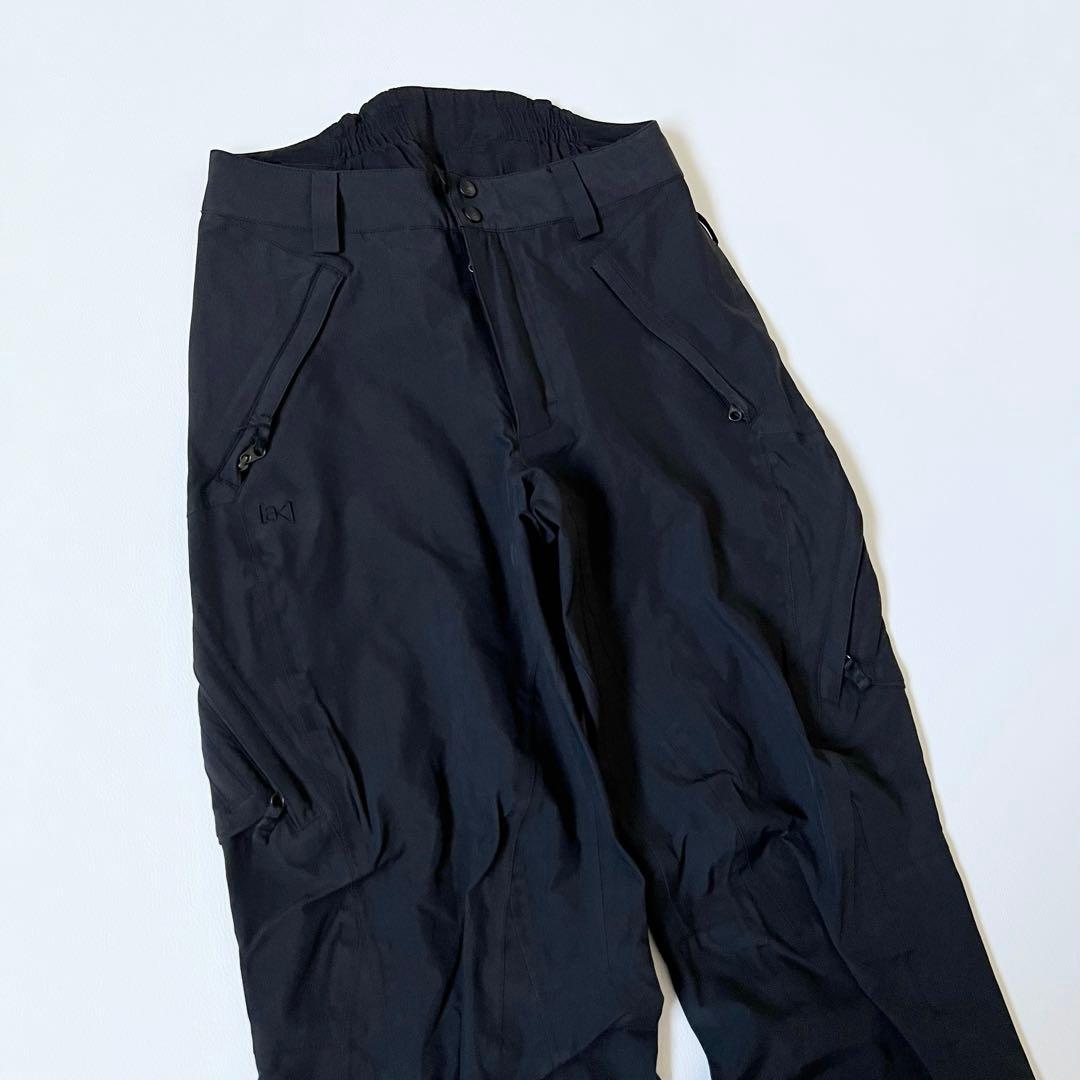 3275 バートン パンツ ak ゴアテックス メンズ M ブラック 無地 - メルカリ