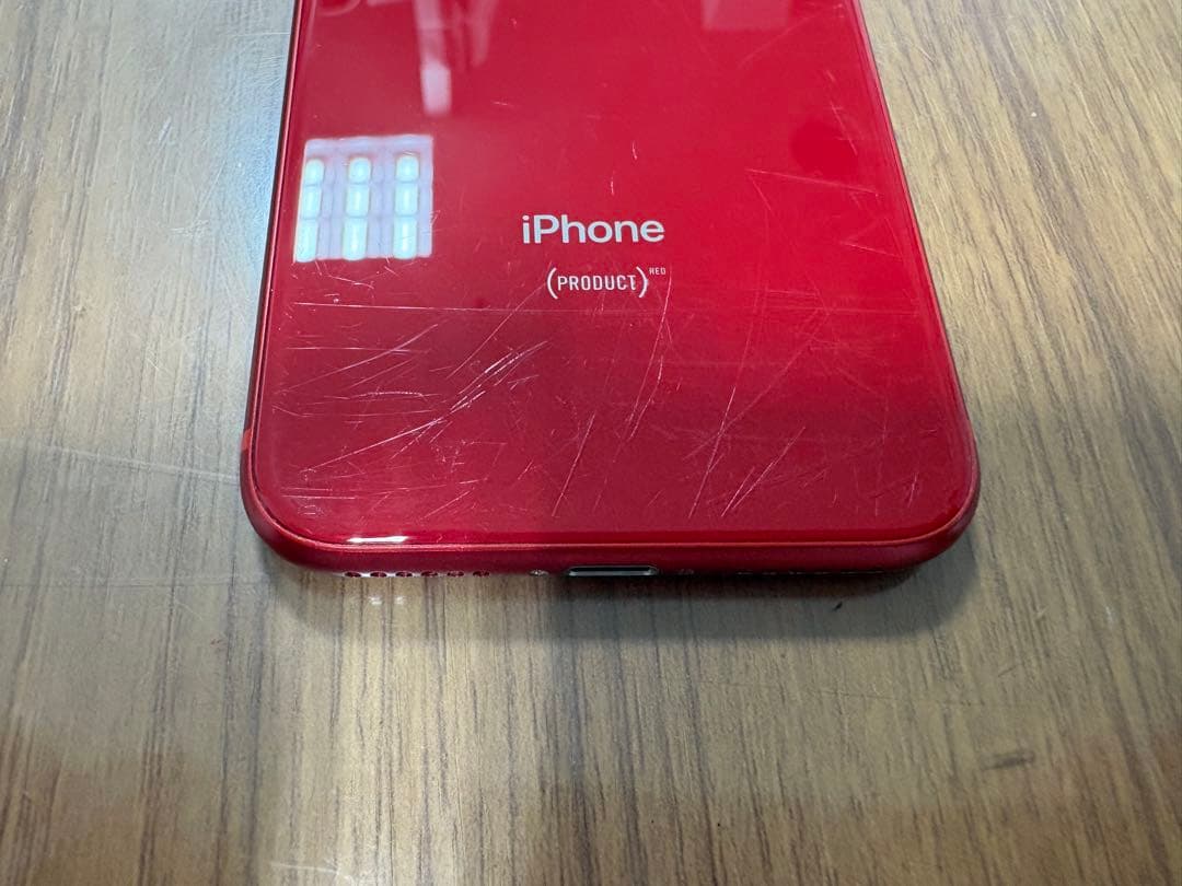 画面割れ 傷 iPhone8 64GB - メルカリ