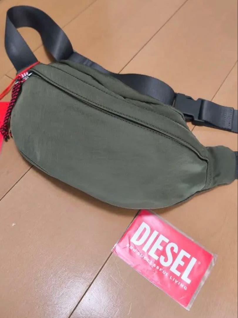 DIESELディーゼル ボディバッグ カーキ X09372 - メルカリ