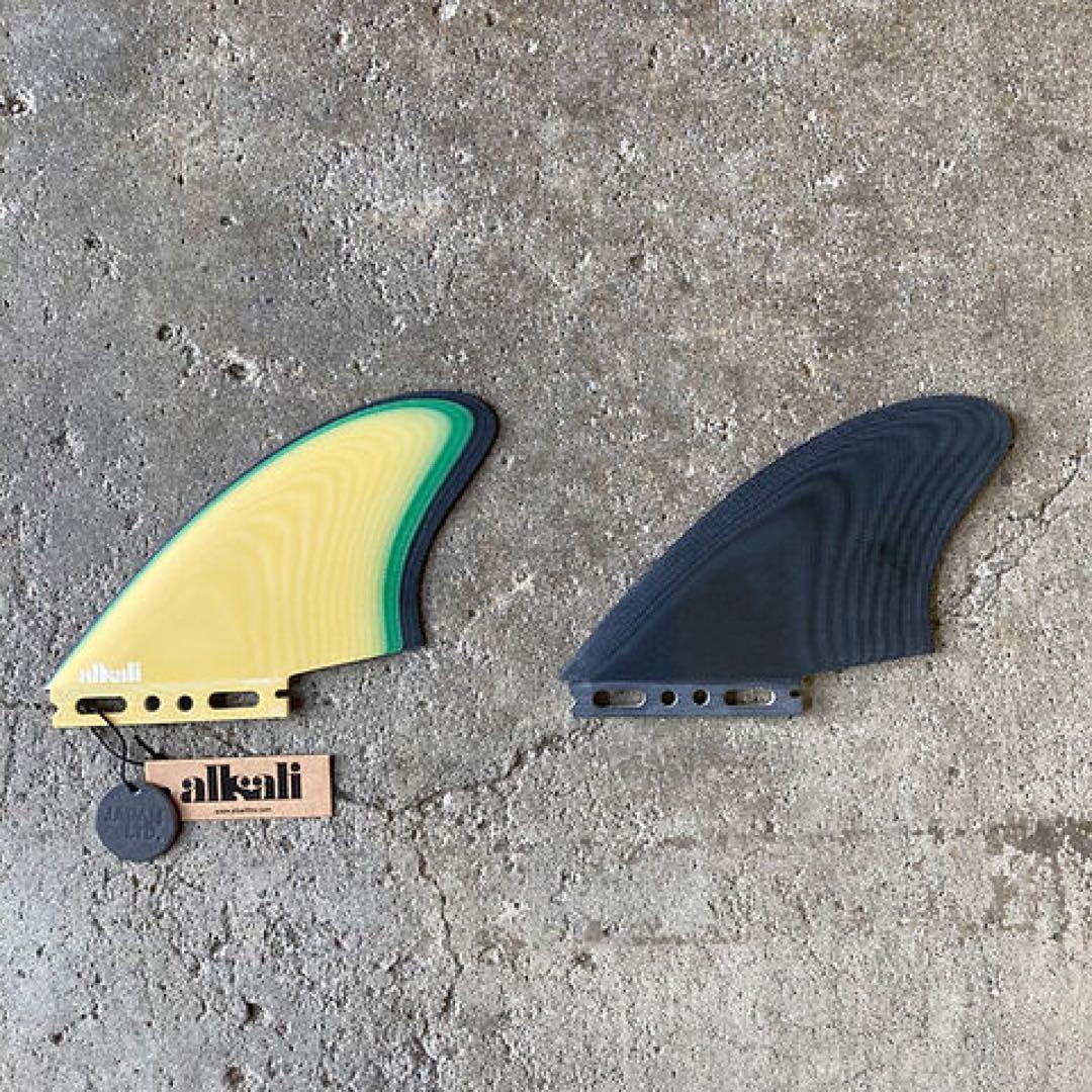 【限定】アルカリフィン　モダンキール　Modern Keel ツイン　フィッシュ FCS2 MODERN KEEL TWIN（モダン キール ツイン）フィンの特徴とフィン