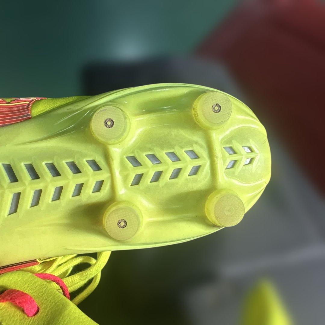 ミズノ　モレリアネオ4 ジャパン　美品　限定カラー　27.5cm