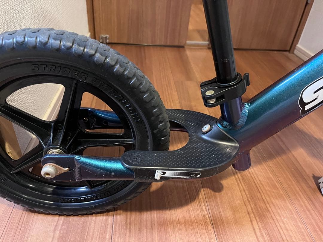 ストライダーPro 2020限定カラー メタリックアクア - メルカリ