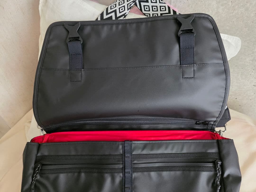 Topologie メッセンジャーサコッシュラージバッグ - メルカリ