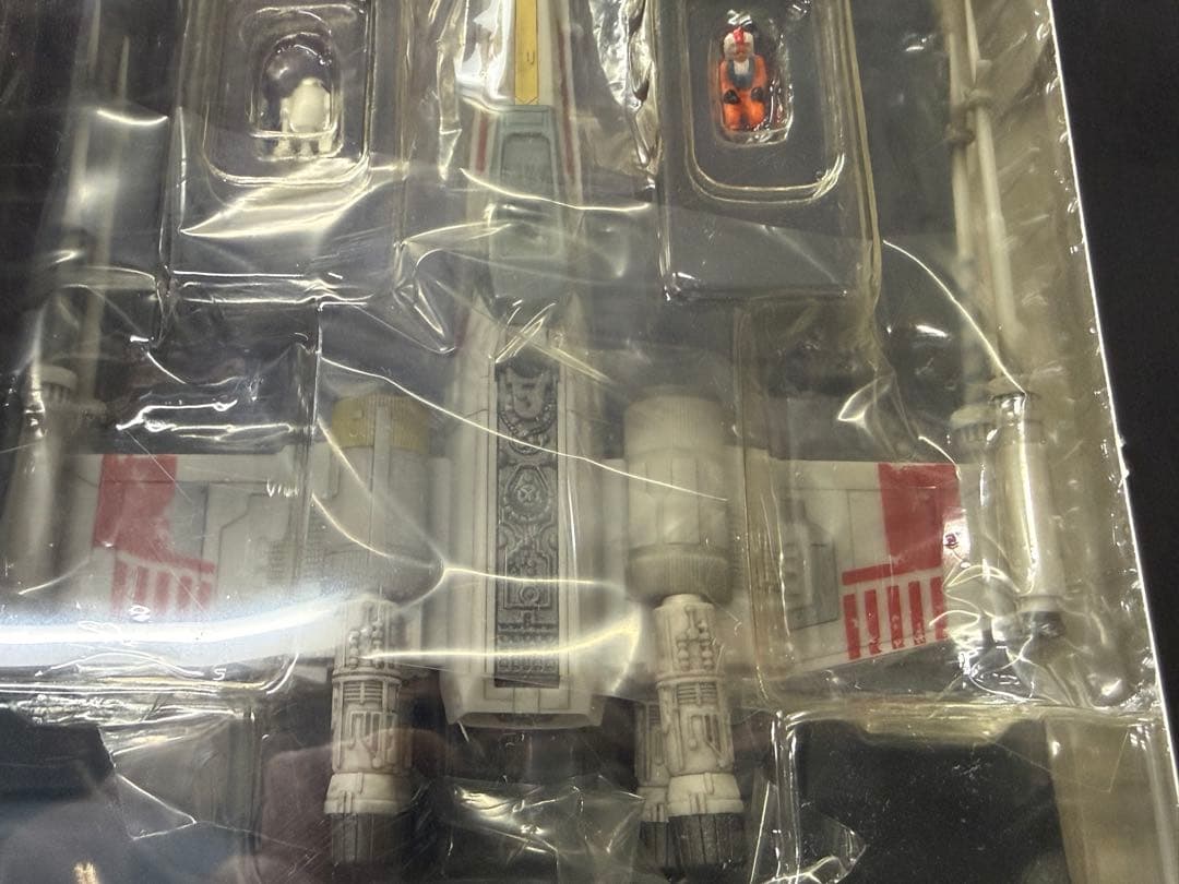 figure complex リボルテック X-Wing Fighter