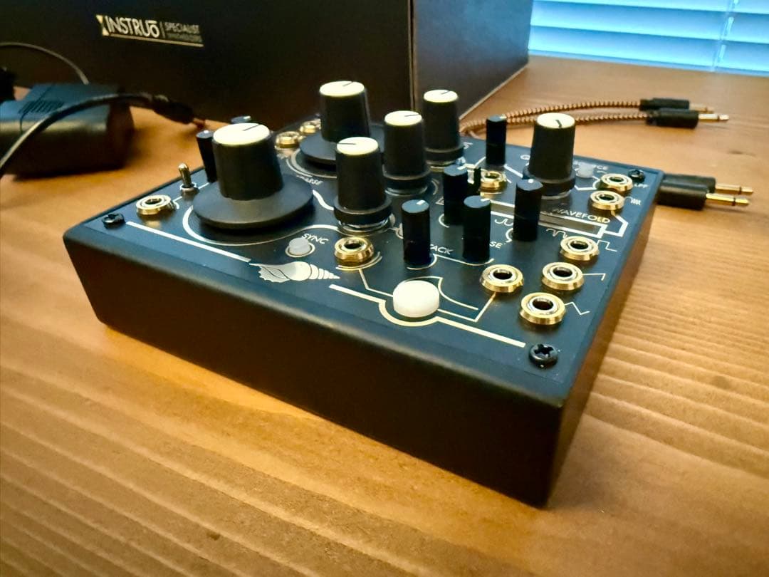 Instruo Seashell モジュラーシンセサイザー - メルカリ