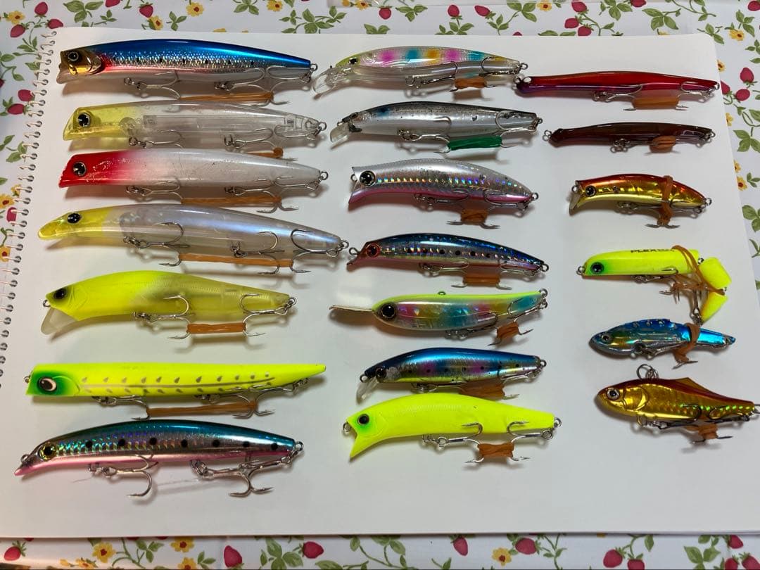 シーバスルアー　まとめ売り20個 4bc678b06a88c221e72961423e4b53