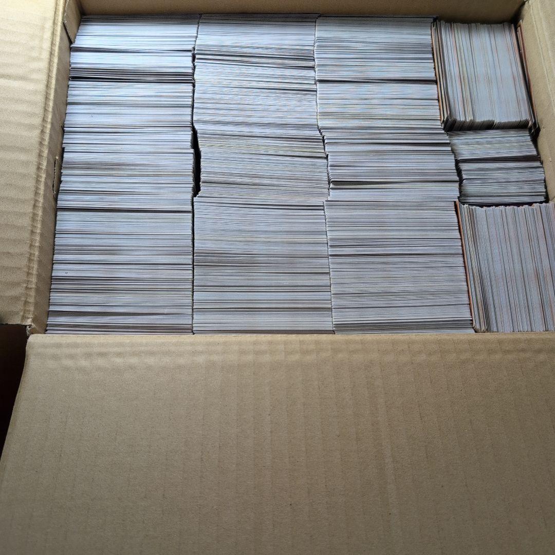 遊戯王 まとめ売り 12.9kg 80cm段ボール - メルカリ