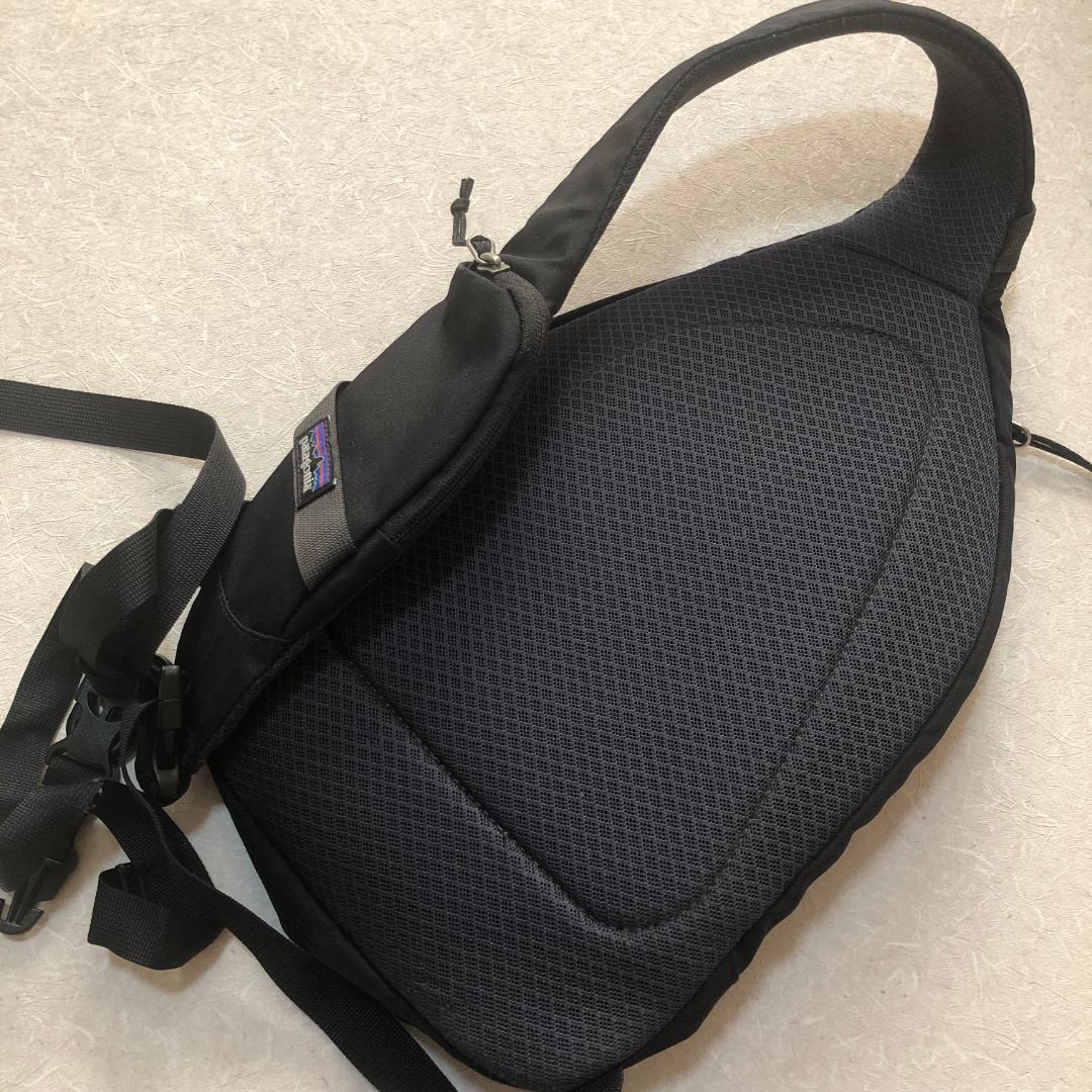 貴重な廃番・3点支持モデル‼️パタゴニア アトム・スリング 8Lモデル